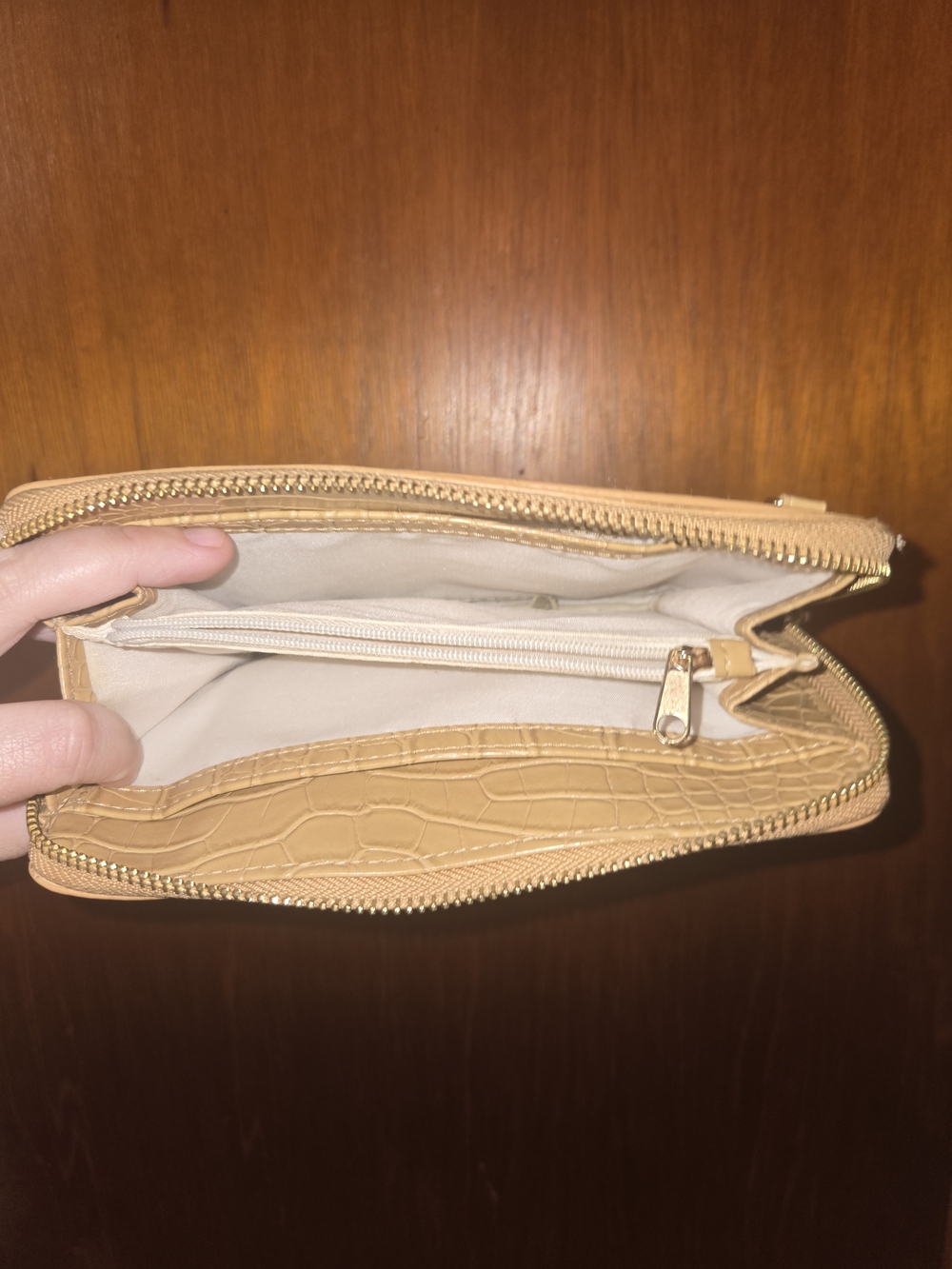 Neutral Croc-Embossed Zip Wallet - Picture 4 of 4